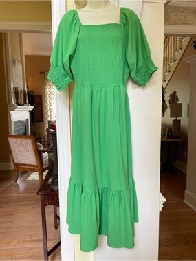 Michelle McDowell green midi dress with gathered elastic chest Sz Med